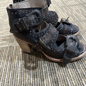 New Freebird Steven VIOLET Taupe Studded Boho Booties Open Toe Heels Sandals 8